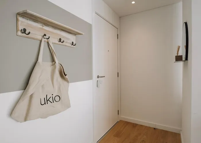 Annunziata - 1 Bedroom And Parking In Alvalade Lisboa