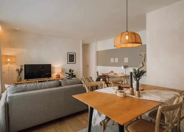 Annunziata - 1 Bedroom And Parking In Alvalade *