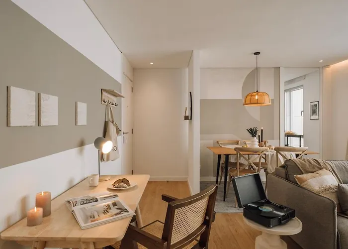 Annunziata - 1 Bedroom And Parking In Alvalade *