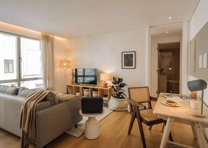 Annunziata - 1 Bedroom And Parking In Alvalade *